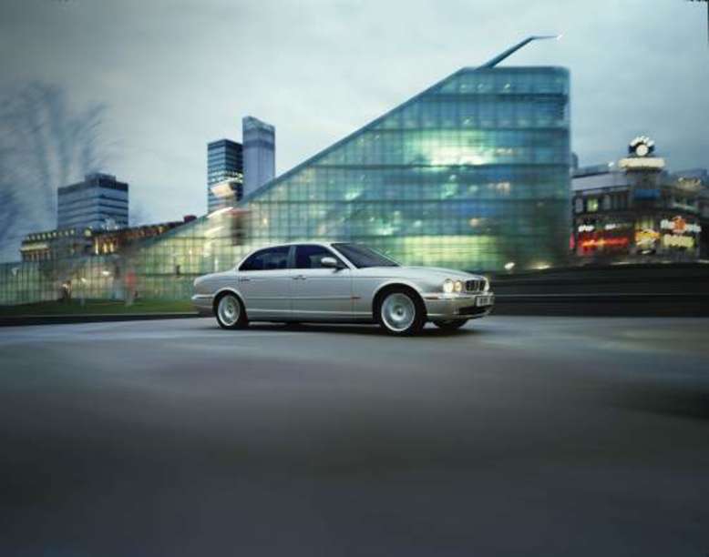 XJ, 2003, Foto: Jaguar Land Rover