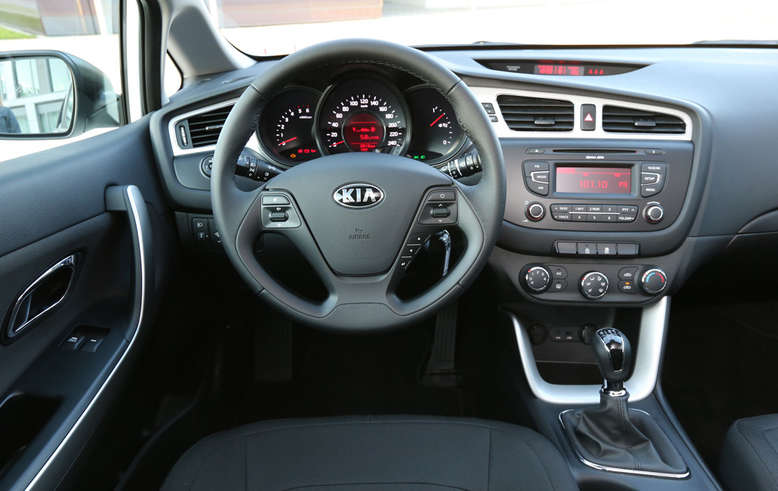 Kia cee’d Sportswagon, Innenraum / Cockpit, 2013, Foto: Kia