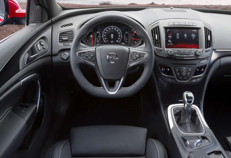 Opel Insignia, Innenansicht, Cockpit, 2013, Foto: Opel
