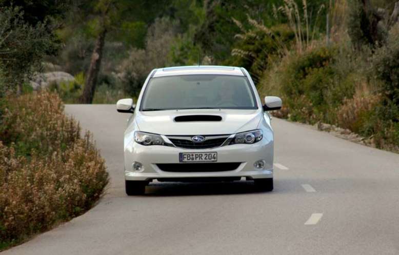 Subaru Impreza 2.0D, Front, Foto: Subaru