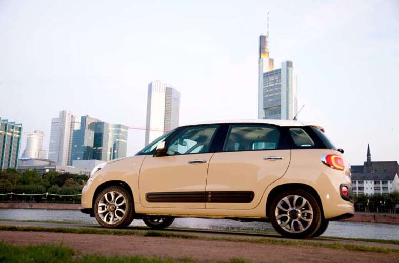 Fiat 500L, Seitenansicht, 2012, Foto: Fiat