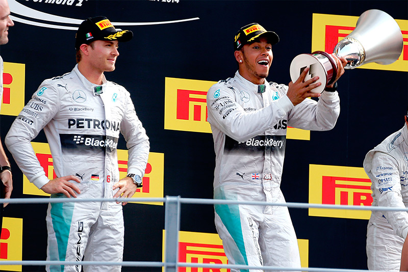 Lewis Hamilton gewinnt vor Rosberg und Massa