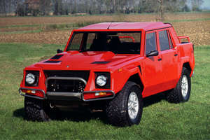 Lamborghini LM002