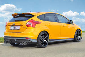 Ford Focus ST by Wolf Racing