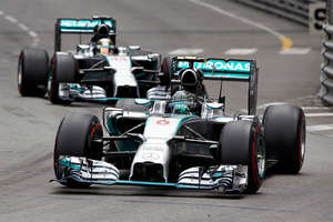 Hamilton gewinnt Heimrennen in Silverstone