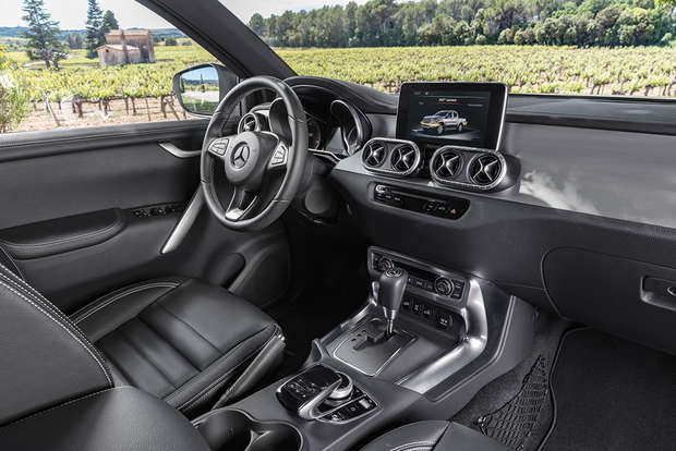 Mercedes-Benz X-Klasse, Innenraum / Cockpit