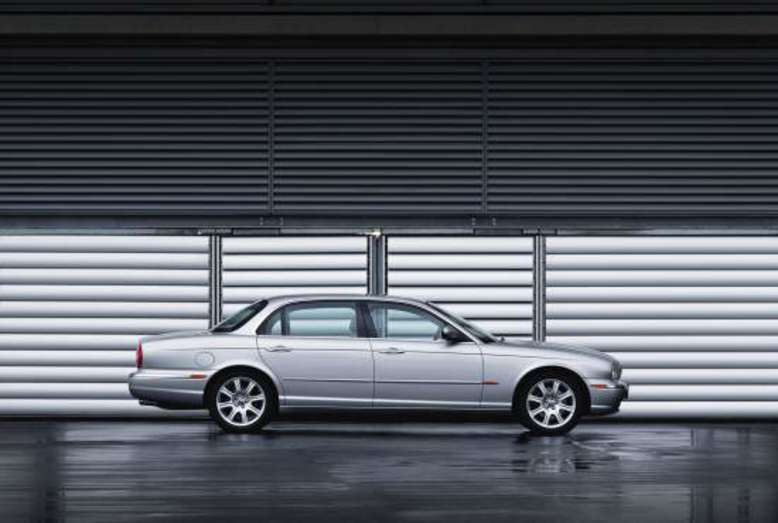 XJ, 2003, Foto: Jaguar Land Rover