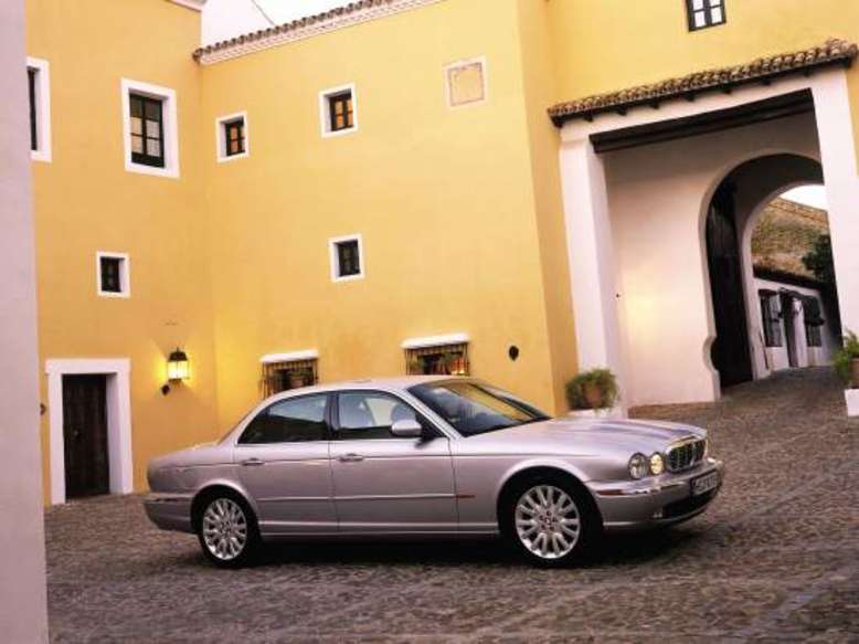 XJ, 2003, Foto: Jaguar Land Rover