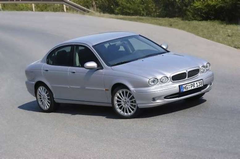 X-Type, 2003, Foto: Jaguar Land Rover