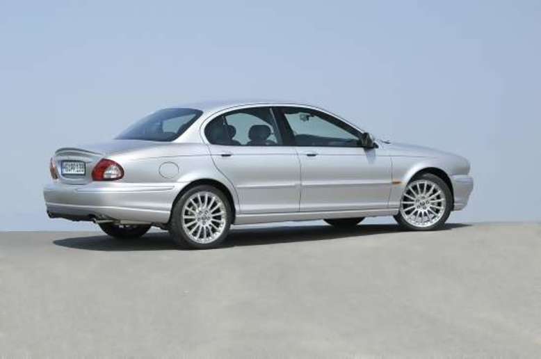 X-Type, 2003, Foto: Jaguar Land Rover