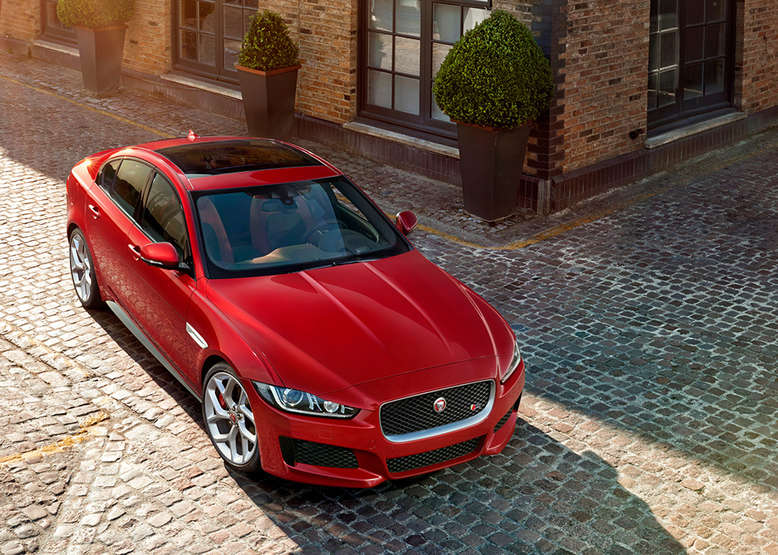 Jaguar XE, Draufsicht, 2014, Foto: Jaguar