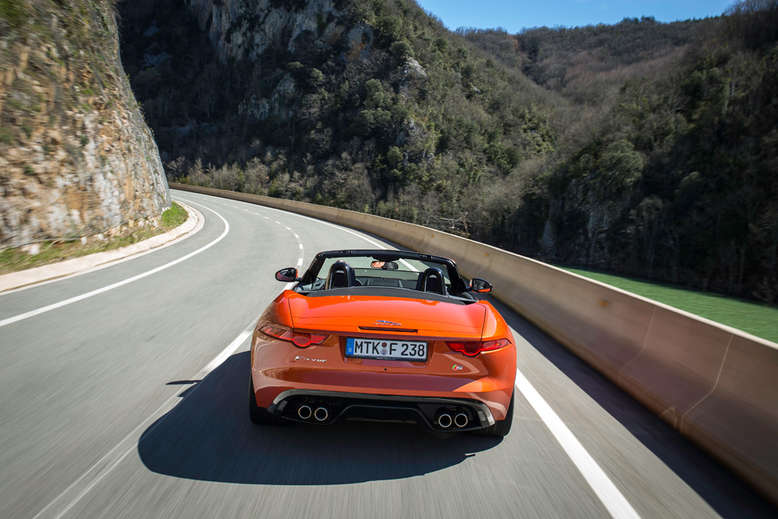 Jaguar F-Type, Heckansicht, 2012, Foto: Jaguar