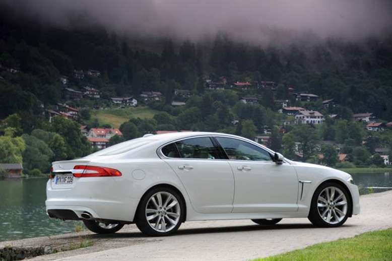 XF, 2011, Foto: © 2012 Jaguar Land Rover