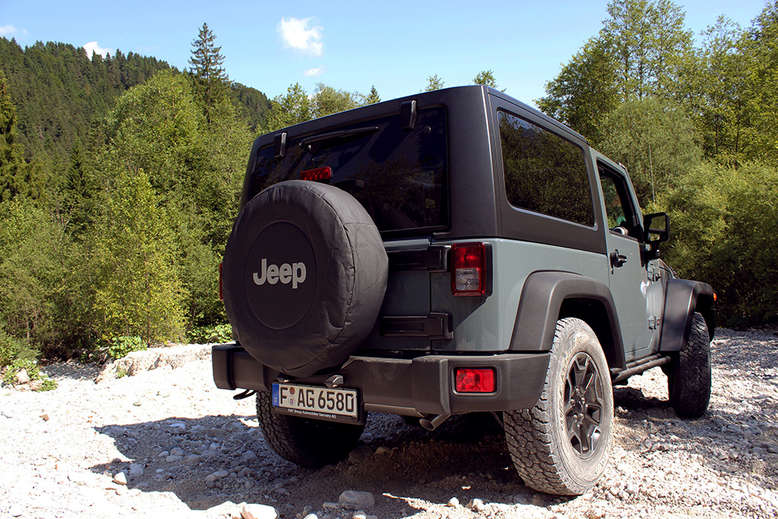 Jeep Wrangler, Rubicon, Heckansicht, 2013, Foto: Jeep