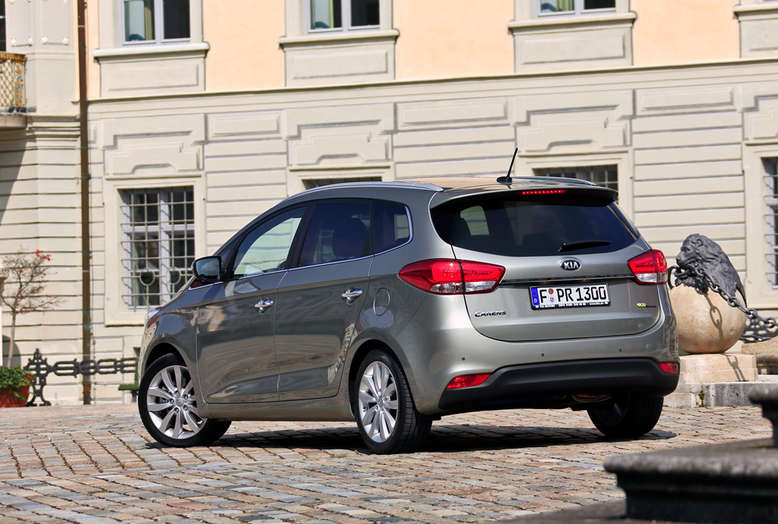 Kia Carens, Heckansicht, 2013, Foto: Kia