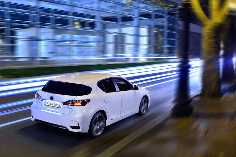 Lexus CT 200h, Heckansicht, 2014, Foto: Lexus