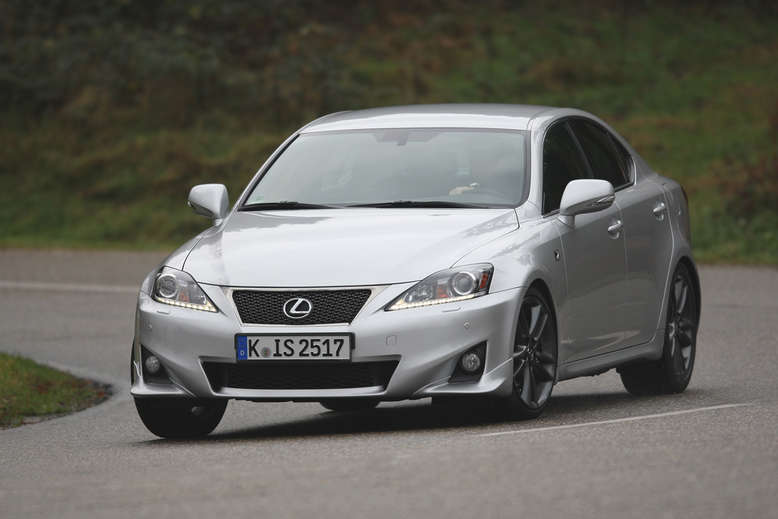 Lexus IS 220d, Frontansicht, 2010, Foto: Lexus