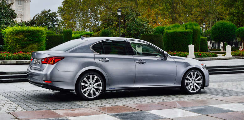 Lexus GS 300h, Seitenansicht, 2013, Foto: Lexus