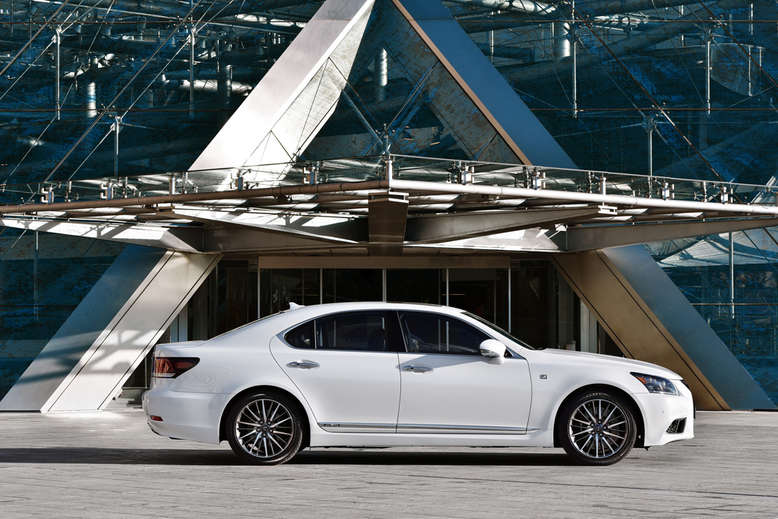 Lexus LS 600h, F-Sport, Seitenansicht, 2012, Foto: Lexus