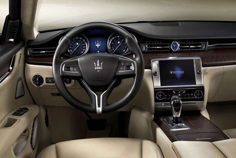 Maserati Quattroporte Innenraum / Cockpit, 2012, Foto: Maserati