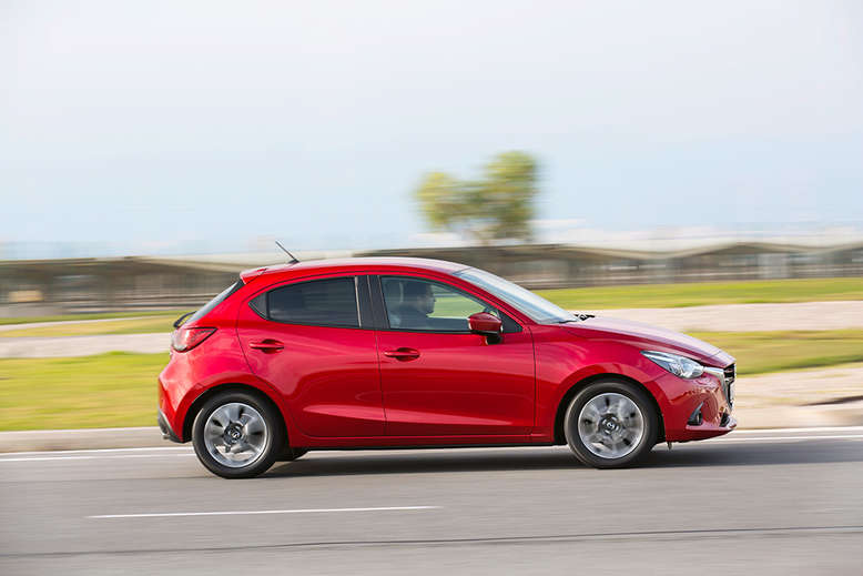 Mazda 2, Seitenansicht, 2015, Foto: Mazda