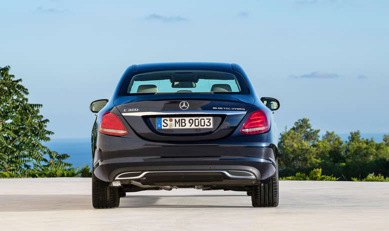 Mercedes C-Klasse C 300 BlueTEC HYBRID, Heckansicht, 2014, Foto: Daimler AG