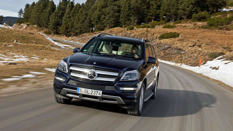 Mercedes GL-Klasse, GL 500 4MATIC, Frontansicht, 2013, Foto: Daimler AG