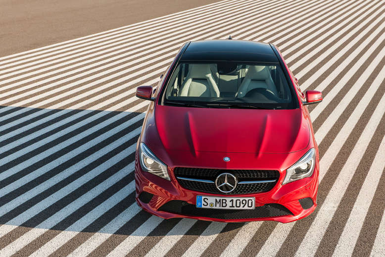 Mercedes CLA, Draufsicht, Frontansicht, 2013, Foto: Daimler AG