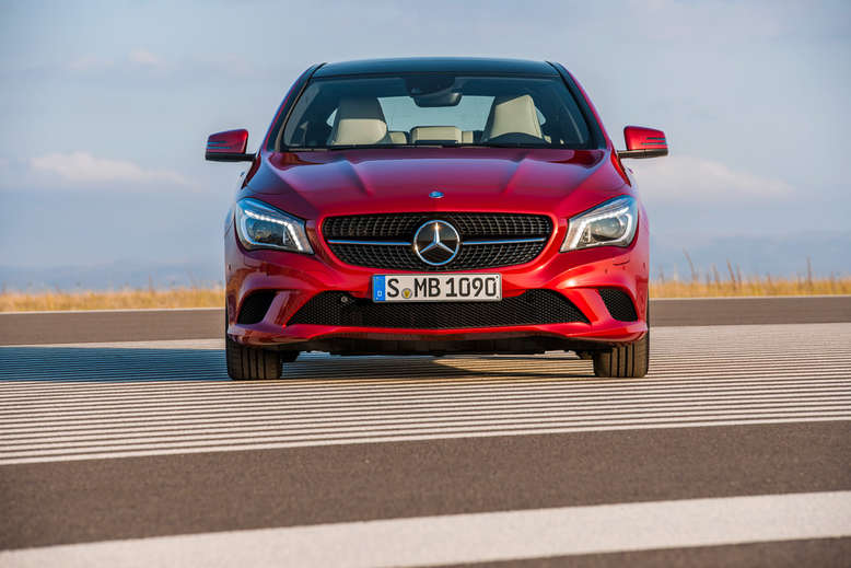 Mercedes CLA, Frontansicht, 2013, Foto: Daimler AG