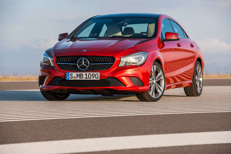 Mercedes CLA, Frontansicht, 2013, Foto: Daimler AG