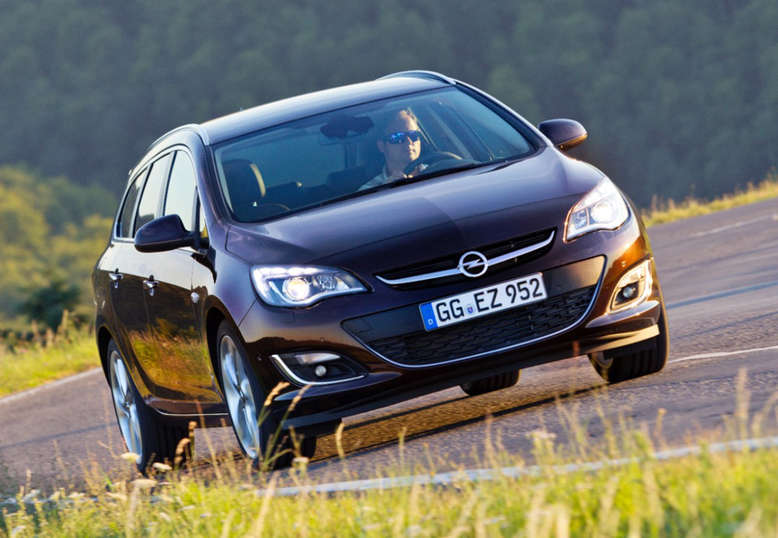 Opel Astra, 5-Türer, Frontansicht, 2012, Foto: Opel