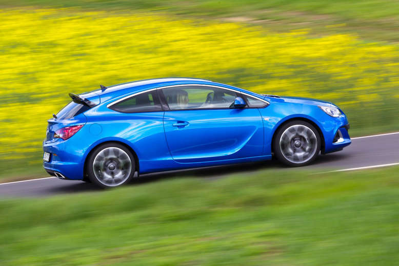 Opel Astra OPC, Seitenansicht, 2012, Foto: Opel