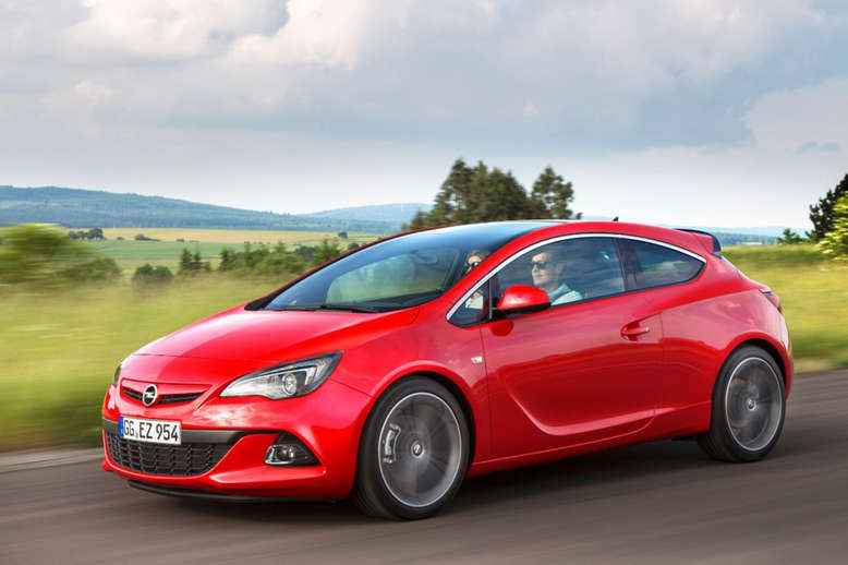 Opel Astra BiTurbo, Seitenansicht, 2012, Foto: Opel