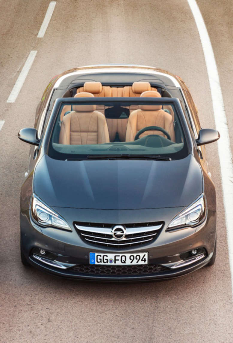 Opel Cascada, Cabrio mit offen Verdeck 2012, Foto: Opel AG