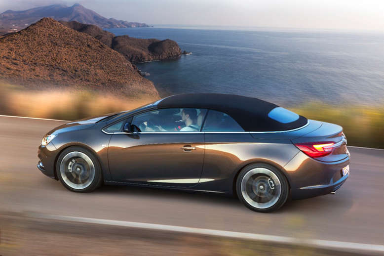 Opel Cascada, Cabrio mit geschlossenem Verdeck, Foto: Opel AG