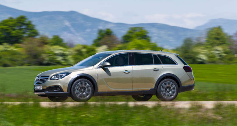 Opel Insignia, Country Tourer, Seitenansicht, 2013, Foto: Opel