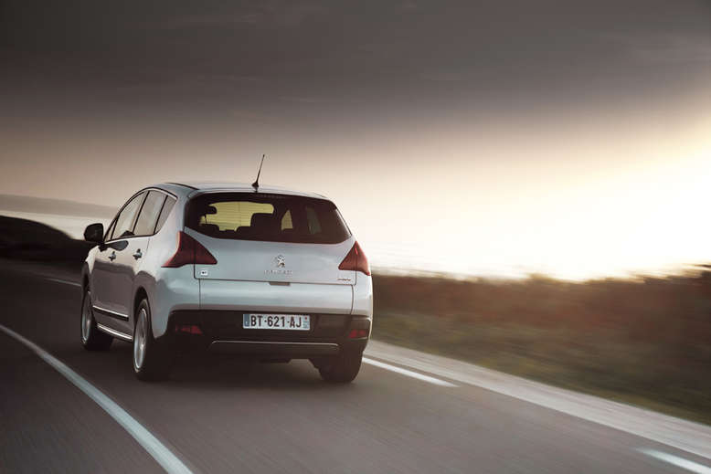 Peugeot 3008 Hybrid4, 2011, Foto: © Copyright Peugeot Deutschland GmbH