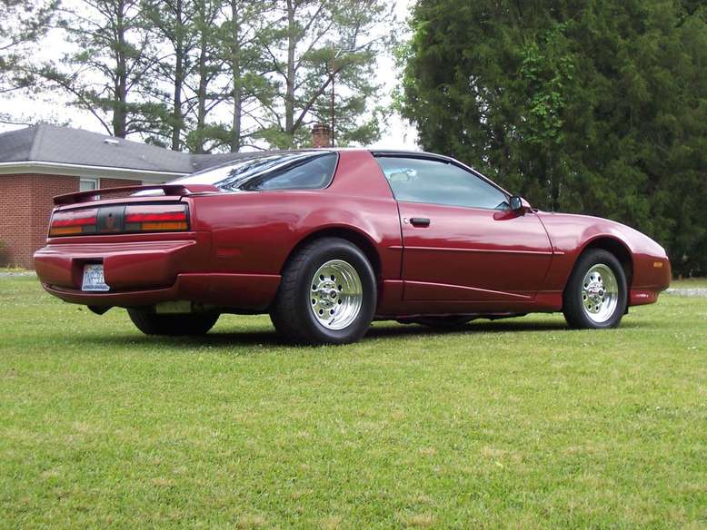 Pontiac Firebird, 3. Generation, Foto: General Motors 