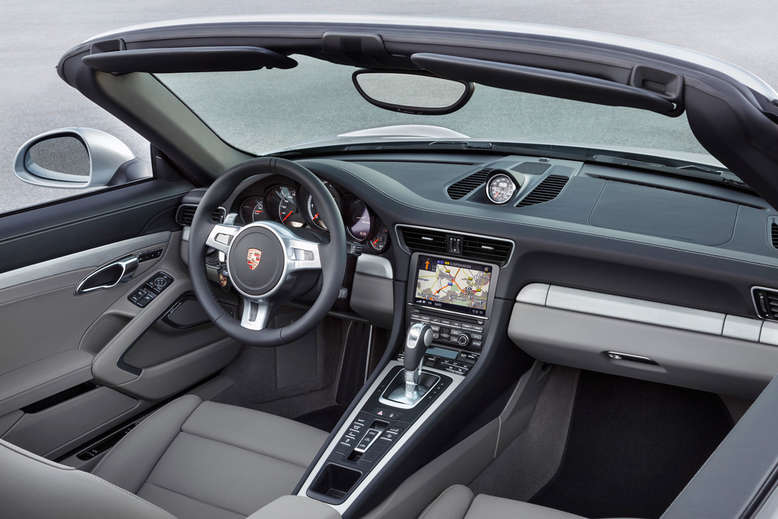 Porsche 911 Turbo Cabrio, Innenansicht, Cockpit, 2013, Foto: Porsche