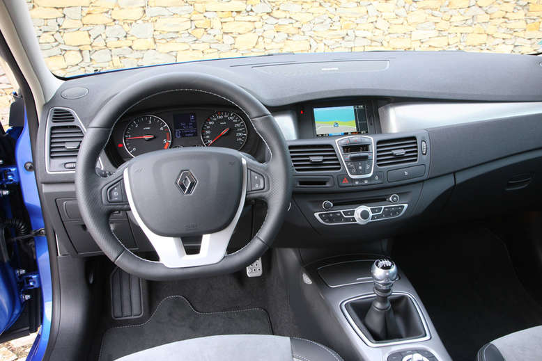 Renault Laguna, Innenansicht, Cockpit, 2010, Foto: Renault