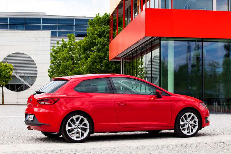 Seat Leon SC FR, Seitenansicht, 2013, Foto: Seat