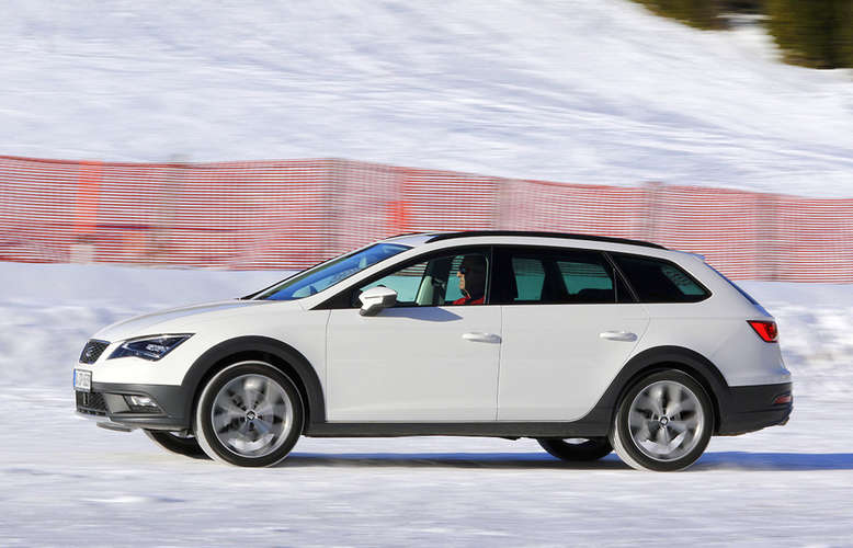 Seat Leon X-Perience, Seitenansicht, 2015, Foto: Seat