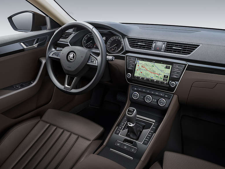 Skoda Superb III, Innenansicht, Cockpit, 2015, Foto: Skoda