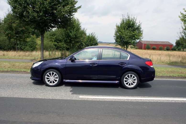 Subaru Legacy, Stufenheck-Limousine, 2009, Foto: Subaru