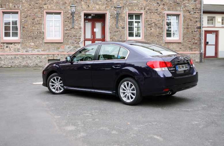 Subaru Legacy, Stufenheck-Limousine, 2009, Foto: Subaru