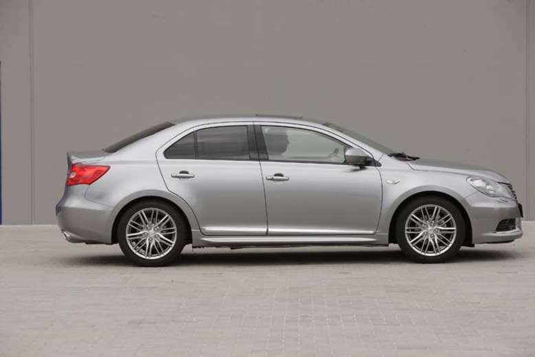 Suzuki Kizashi, Seitenansicht, 2009, Foto: Suzuki