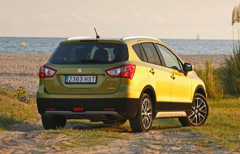 Suzuki SX4 S-Cross, Heckansicht, 2014, Foto: Suzuki