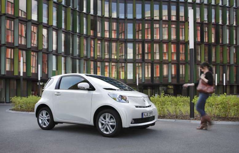 Toyota iQ, Seitenansicht, 2009, Foto: Toyota