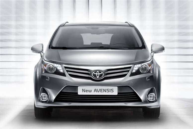 Toyota Avensis Kombi, Front, 2012, Foto: Toyota