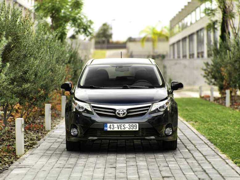 Toyota Avensis, Front, 2012, Foto: Toyota